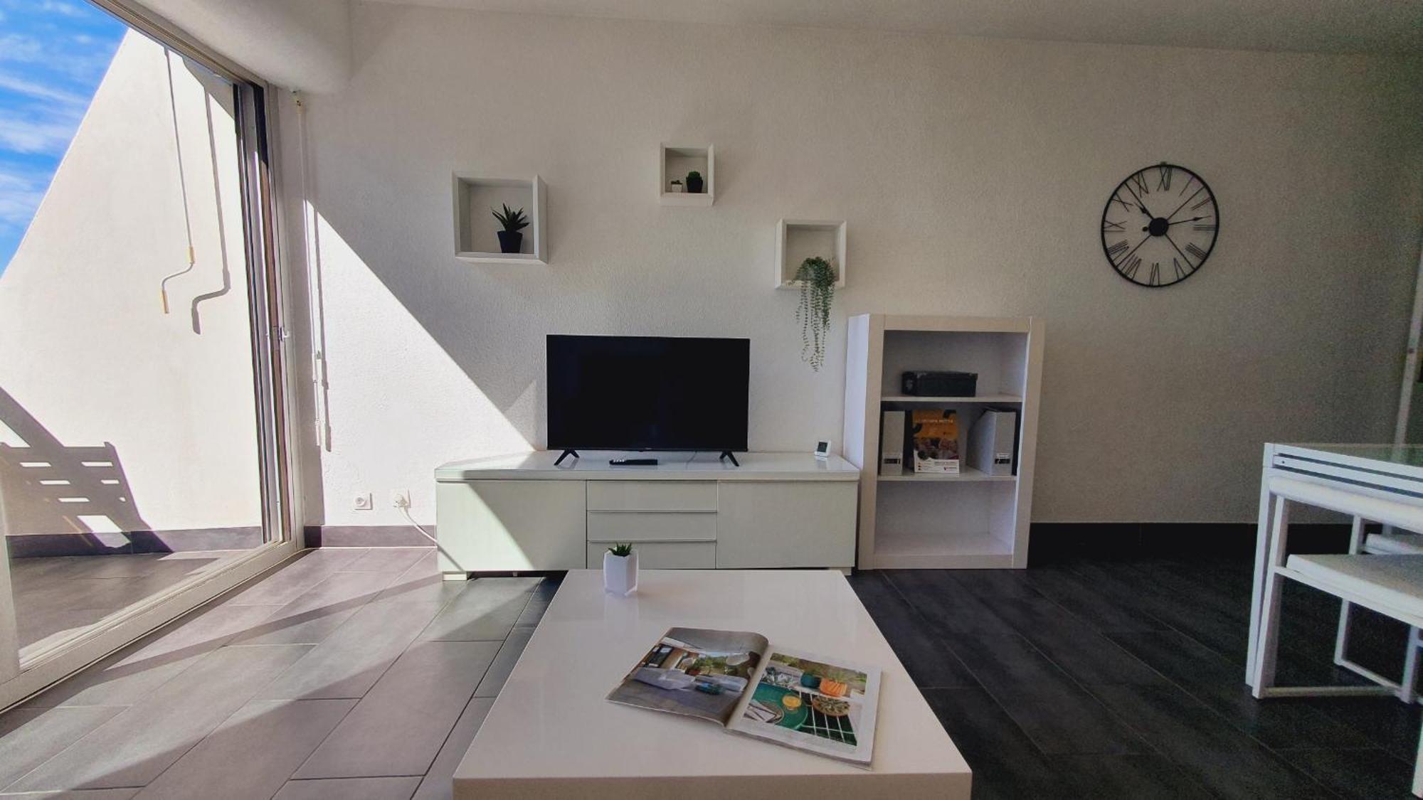 L'Olympe Vue Lac Parking Clim Wifi - Rossiconciergerie - Linge Inclus La Grande-Motte Exterior foto